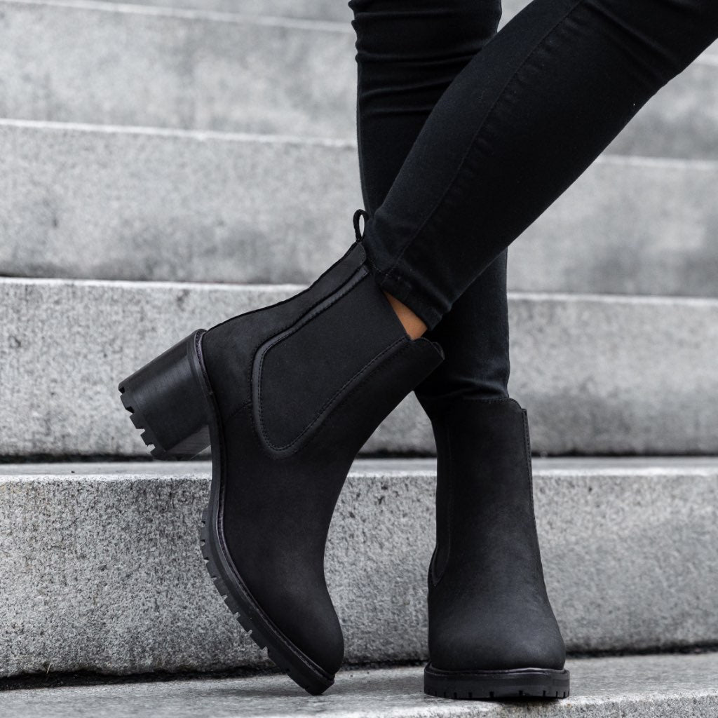 Thursday Boots Knockout Black Matte