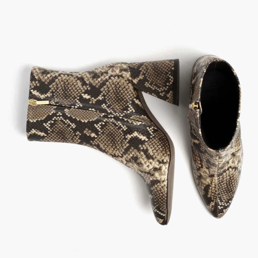 Thursday Boots Heartbreaker Snake Print - Click Image to Close