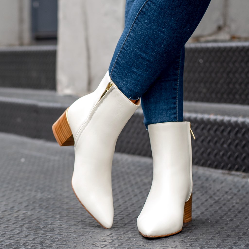 Thursday Boots Luna Ecru - Click Image to Close