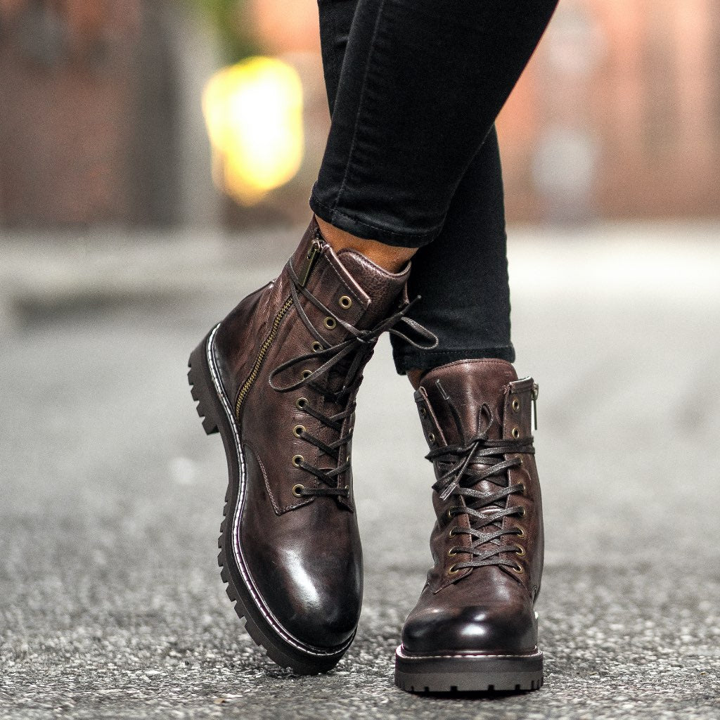 Thursday Boots Combat Java - Click Image to Close